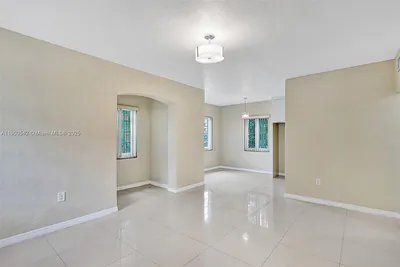 1199 Marseille Dr 15 #15 Miami Beach FL
