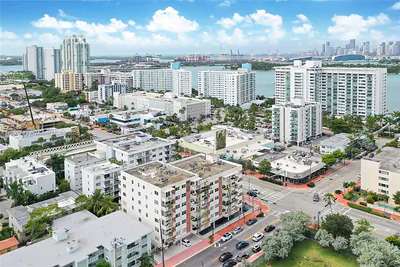 1130 11th St 4J #4J Miami Beach FL