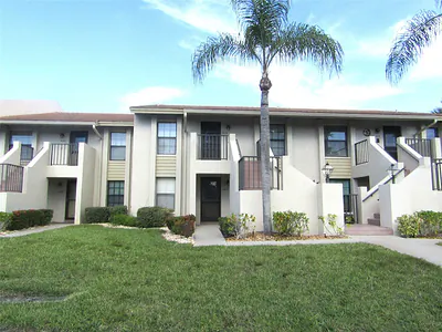 4434 WEYBRIDGE 81 #81 Sarasota FL