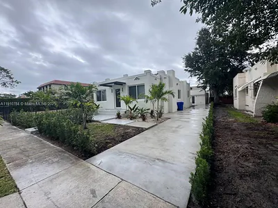 1670 SW 11th Ter Front #Front Miami FL