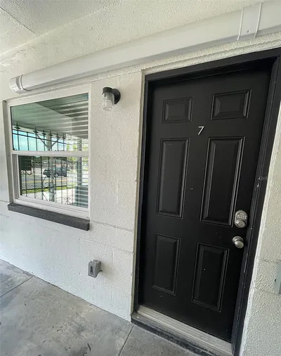 707 ROSERY ROAD NW 3 #3 Largo FL