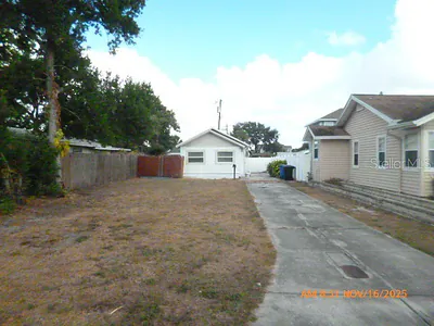 1651 32 AVENUE N St Petersburg FL