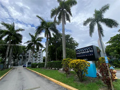 492 NW 165th St Rd C-215 #C-215 Miami FL