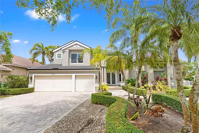 15601 SW 14th St Pembroke Pines FL