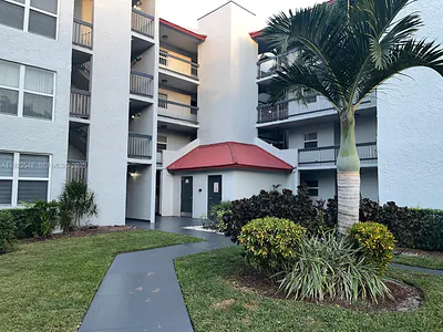9421 Evergreen Pl 107 #107 Davie FL