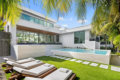 773 NE 77th Ter Miami FL