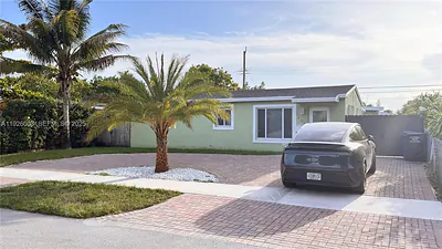 1400 N 70th Way 1 #1 Hollywood FL