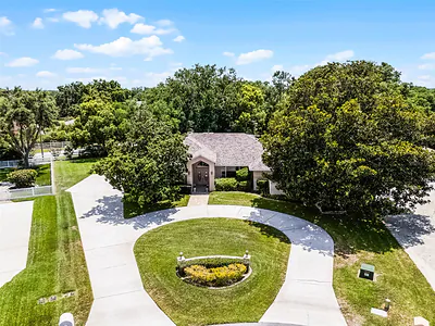 707 HERITAGE DRIVE NE Winter Haven FL