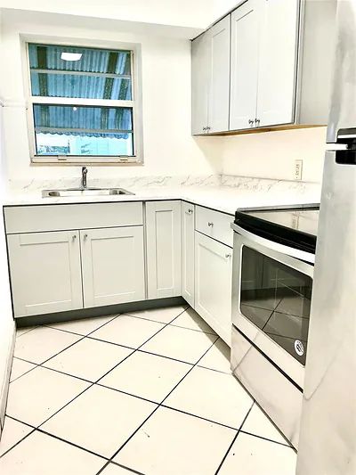 1645 NE 12th Street B, Fort Lauderdale, FL 33304 #B Fort Lauderdale FL