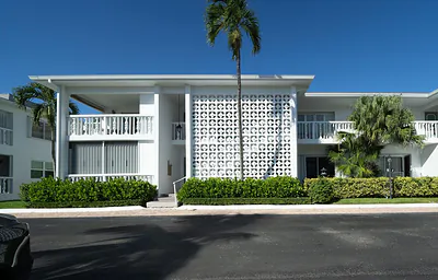 4201 S Ocean Boulevard J7, South Palm Beach, FL 33480 #J7 South Palm Beach FL