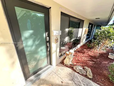 2645 SE 1st Ct 3 #3 Pompano Beach FL