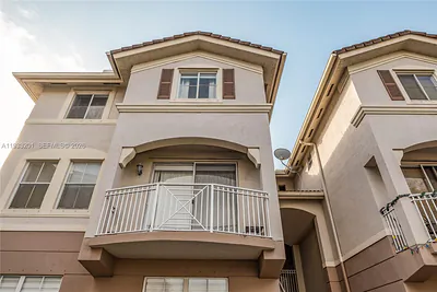 8854 W Flagler St 210 #210 Miami FL