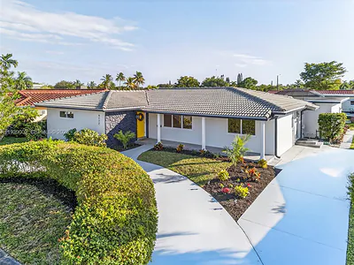 4712 Cleveland St Hollywood FL