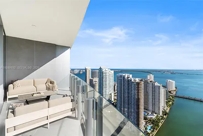 300 Biscayne Blvd Way 4207 #4207 Miami FL