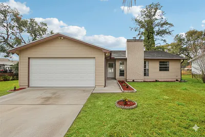 2120 COUNTRY LOOP N Lakeland FL
