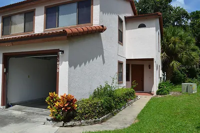 5050 ERNST COURT 17 #17 Orlando FL