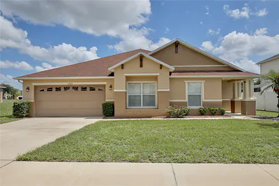 3325 SAINT MARTIN LANE Clermont FL