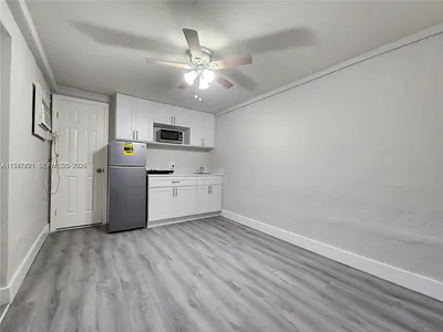 8295 NE 3rd Ave 3 #3 Miami FL