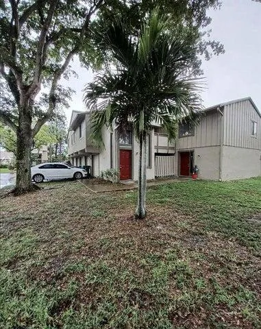 2206 NW 59th Terrace 81-E, Lauderhill, FL 33313 #81-E Lauderhill FL