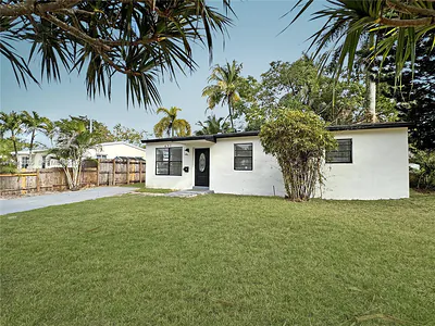 631 N 68th Ter Hollywood FL