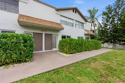 3003 NW 5th Ter 2 #2 Pompano Beach FL