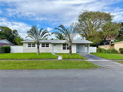 671 NW 37th Ave Lauderhill FL