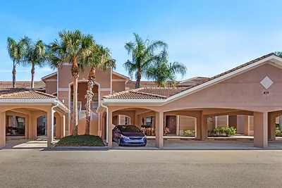 819 FAIRWAYCOVE LN 206 #206 Bradenton FL