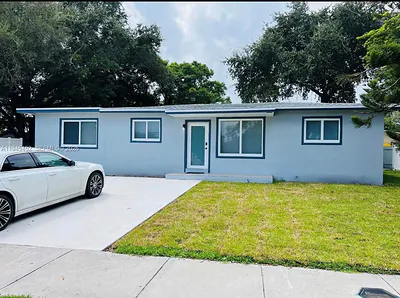 3400 SW 40th Ave West Park FL