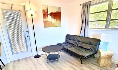 4213 NE 21st Avenue 3B, Fort Lauderdale, FL 33308 #3B Fort Lauderdale FL