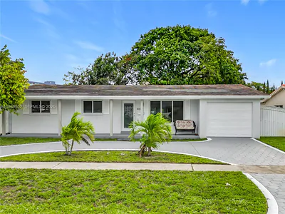 4008 Adams St Hollywood FL