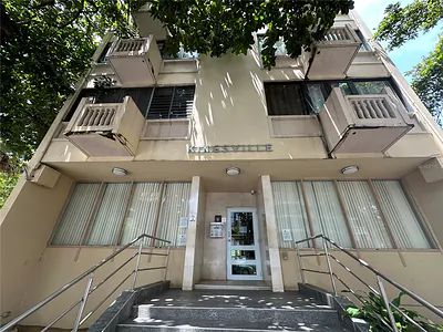 63 KINGS CT 3C #3C San Juan PR