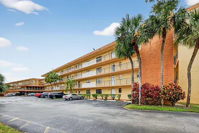 9273 SW 8th Street 311, Boca Raton, FL 33428 #311 Boca Raton FL