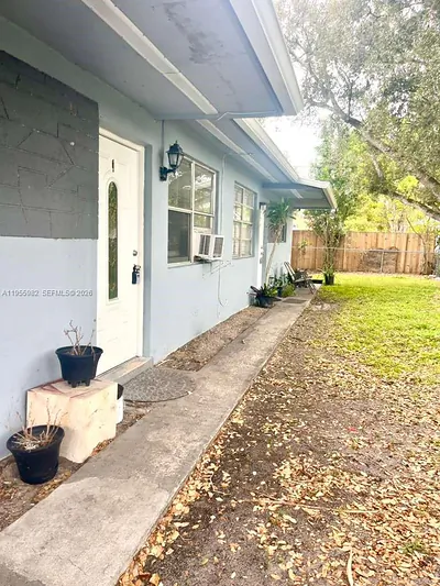 5510 SW 32 ST 1 #1 Pembroke Park FL