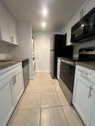 10206 Twin Lakes Dr 15-B #15-B Coral Springs FL
