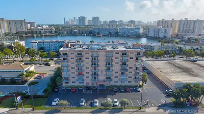 2200 E Hallandale Beach Blvd 310 #310 Hallandale Beach FL