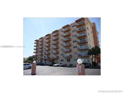 2200 E Hallandale Beach Blvd 708 #708 Hallandale Beach FL