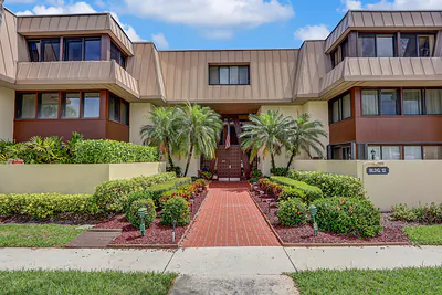 1800 SE Saint Lucie Boulevard 12-206, Stuart, FL 34996 #12-206 Stuart FL
