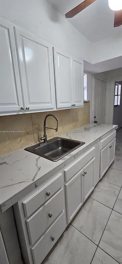 3121 NW 103rd St 3 #3 Miami FL