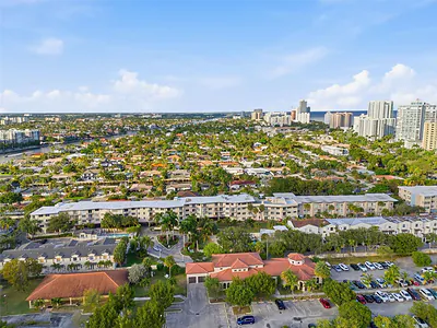 1967 S Ocean Blvd 315-C #315-C Lauderdale By The Sea FL