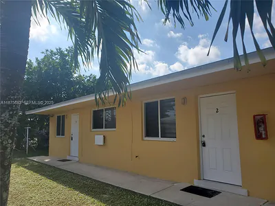 26 SE 3rd Ter 2 #2 Dania Beach FL