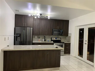 3298 W 70th St 101 #101 Hialeah FL