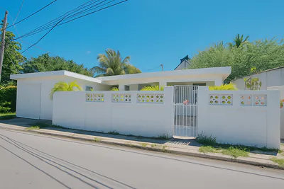 Hebreos St 397 VILLA CRISTIANA COMM. Loiza PR