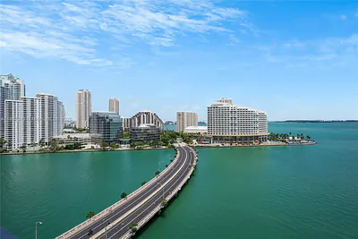 801 Brickell Bay Dr 1569 #1569 Miami FL
