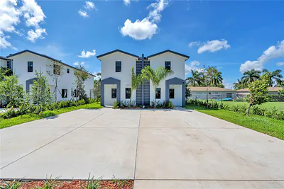 1457-1459 NW 2 AVE Florida City FL