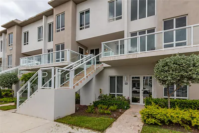 10245 NW 63rd Ter 207 #207 Doral FL