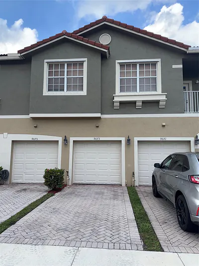 9073 Plymouth Place, Tamarac, FL 33321 Tamarac FL