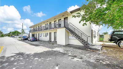 324 NW 3rd St Hallandale Beach FL