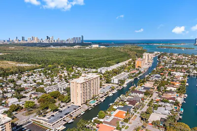 2350 NE 135th St 1401 #1401 North Miami FL