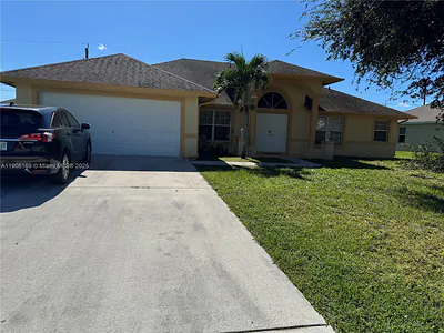 726 SW McCracken Avenue Port St Lucie FL