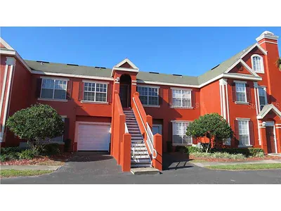 10582 WINDSOR LAKE COURT 10582 #10582 Tampa FL